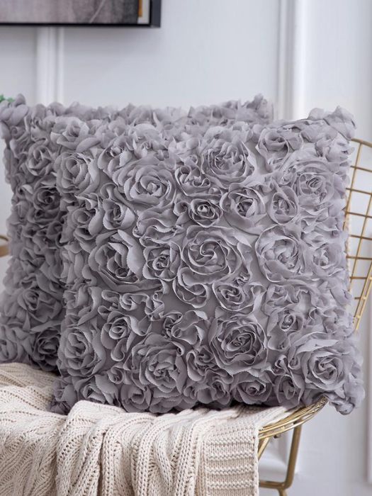 43 Easy DIY Wedding Gifts For Any Couples That You Can Make 18 Homemade Wedding Gift Ideas 3-D Rose Pillow