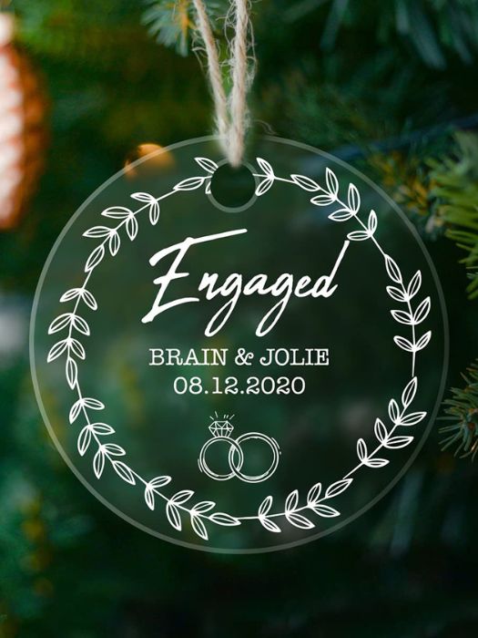 43 Easy DIY Wedding Gifts For Any Couples That You Can Make 32 DIY Acrylic Ornament