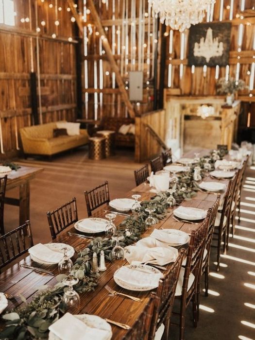 39 Charming Farmhouse Wedding Decor Ideas For Your Big Day 11 Farmhouse Wedding Decor Ceremony In Rustic Vibe
