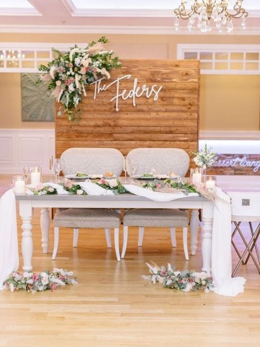 39 Charming Farmhouse Wedding Decor Ideas For Your Big Day 20 Farmhouse Wedding Decor Simple Wooden Backdrop
