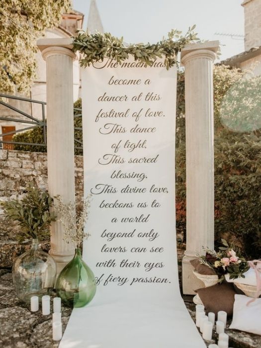 Top 42 Best Minimalist Wedding Decor To Celebrate Your Day 61 Minimalist Wedding Decor Oversize White Printed Canvas