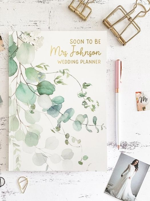 40 Best Engagement Party Gifts From Parents For Any Couples 6 Engagement Party Gifts From Parents - Wedding Planner