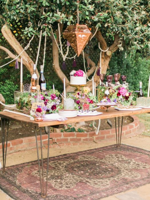 35 Perfect Wedding Cocktail Table Decor You Can Afford 27 Boho-Inspired Decorated Cocktail Tables With Vibrant Floral