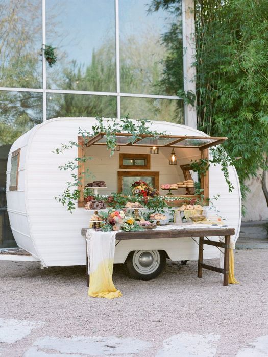 35 Perfect Wedding Cocktail Table Decor You Can Afford 30 Mobile Setup Wedding Cocktail Table Decor