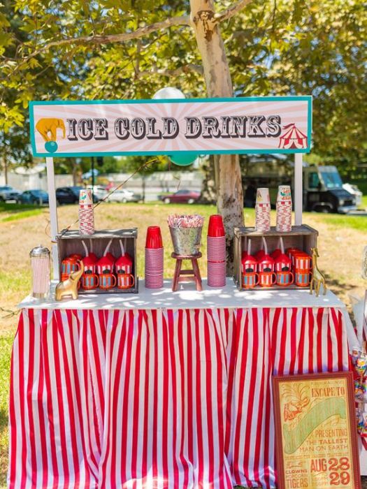 35 Perfect Wedding Cocktail Table Decor You Can Afford 33 Wedding Cocktail Table Decor Circus Theme