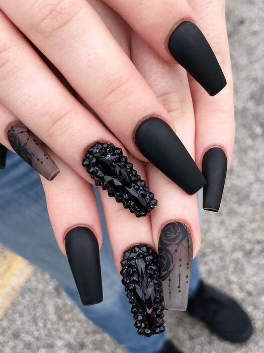 Wedding Nails For Bride: 35 Of The Best Ideas In 2022 54 Back to Black bridal wedding nails