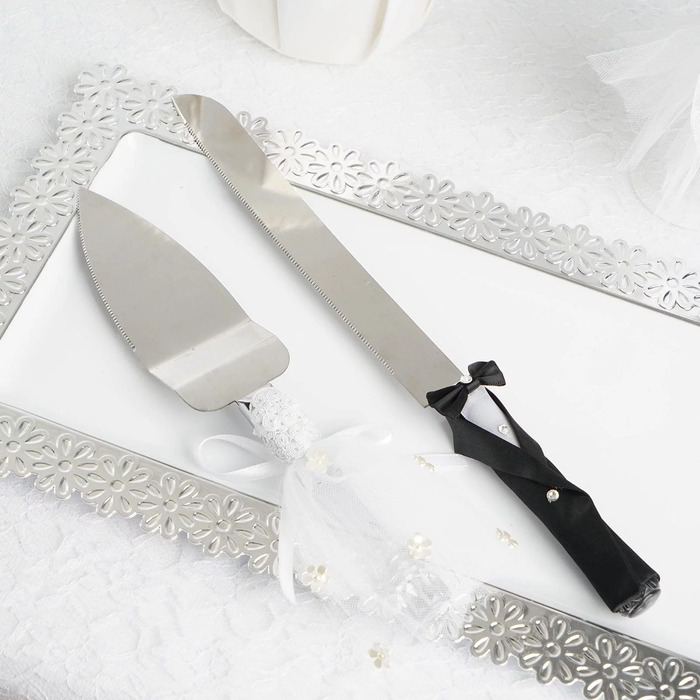 30 Extraordinary Wedding Cake Cutting Set Ideas In 2022 25 Groom Bride Handles Wedding Party Tableware