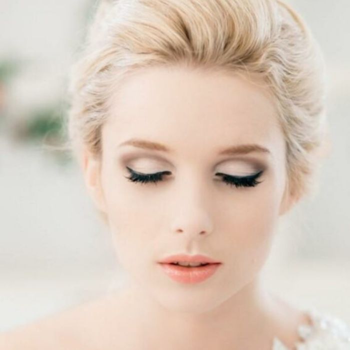 Perfect 52 Makeup For Wedding Ideas For Any Bride Skin Tones 2 Glam Eyes Makeup For Wedding Bride Light Skin