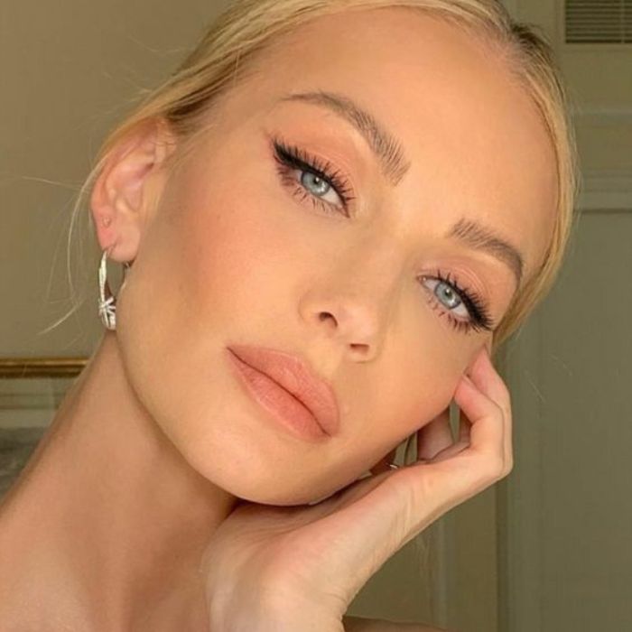 Perfect 52 Makeup For Wedding Ideas For Any Bride Skin Tones 7 Winged Eyeliner And Nude Lipstick Makeup For Wedding