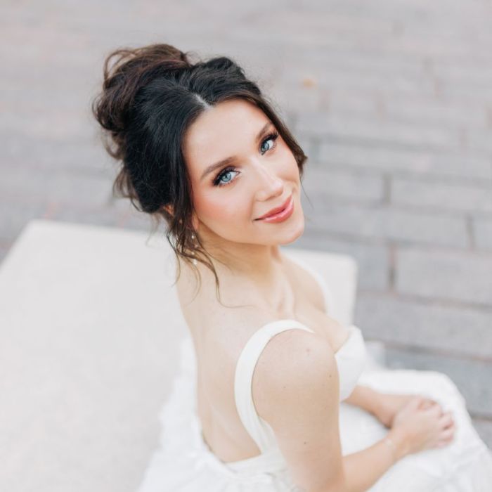 Perfect 52 Makeup For Wedding Ideas For Any Bride Skin Tones 15 Perfect Contoured Style For Light Skin Wedding Makeup
